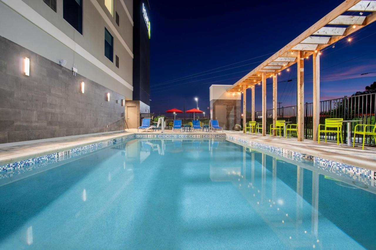 Home2 Suites By Hilton 칼하운 외부 사진